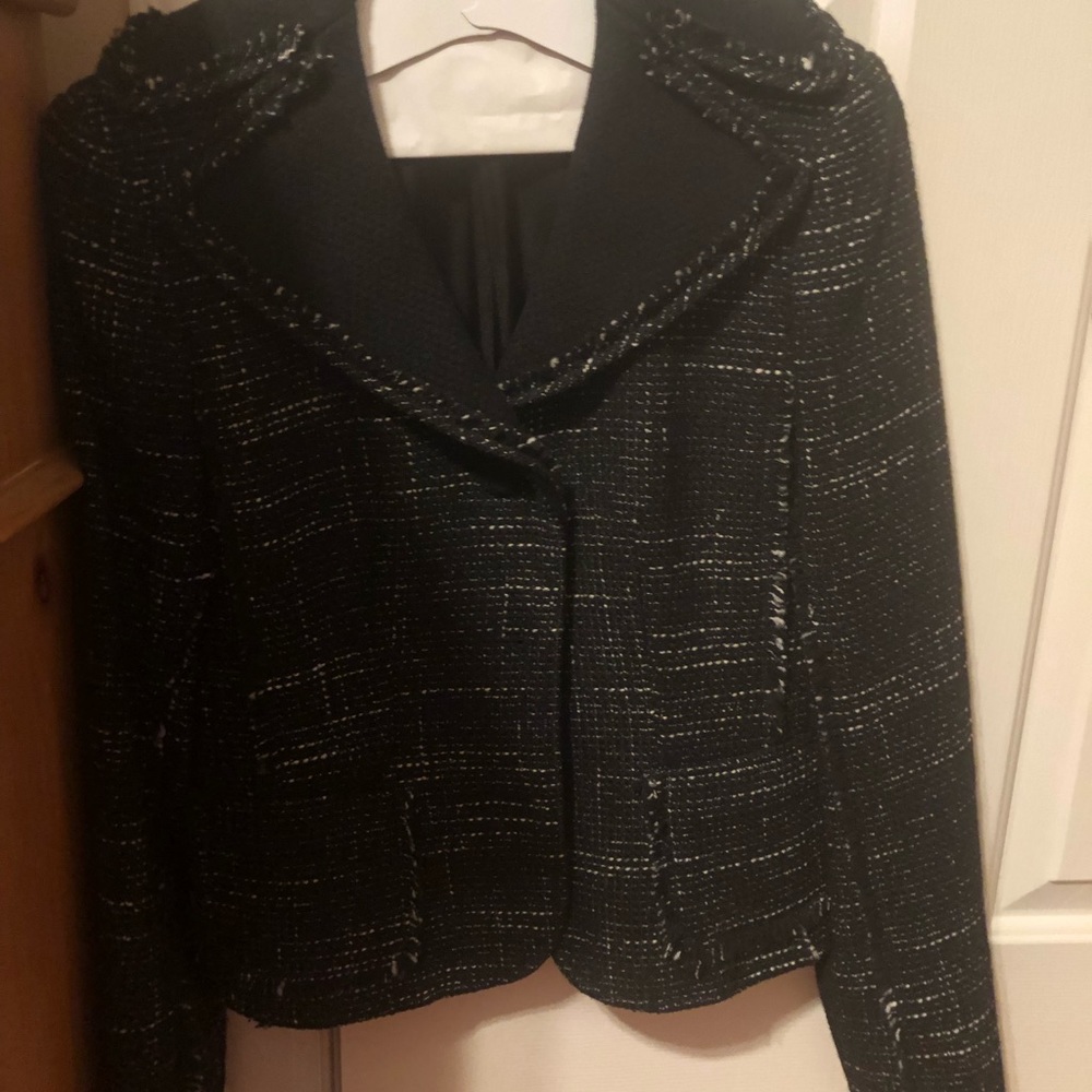 Ann Taylor size 0 blazer skirt suit